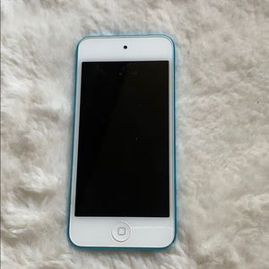 Apple iPod Touch Blue